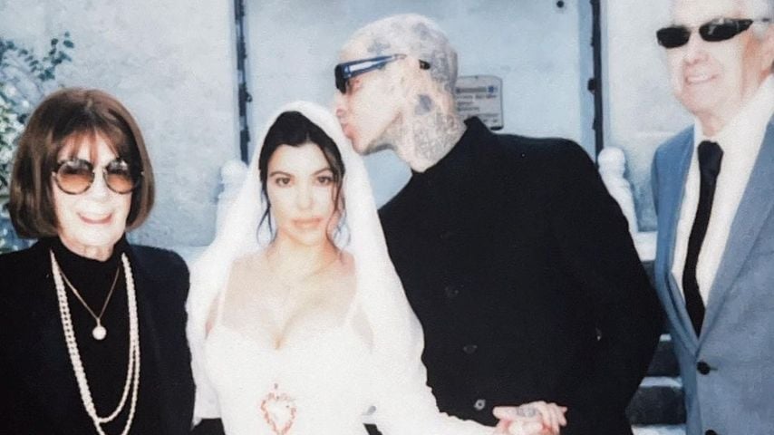 Kourtney Kardashian und Travis Barker mit ihrer Oma Mary Jo Campbell