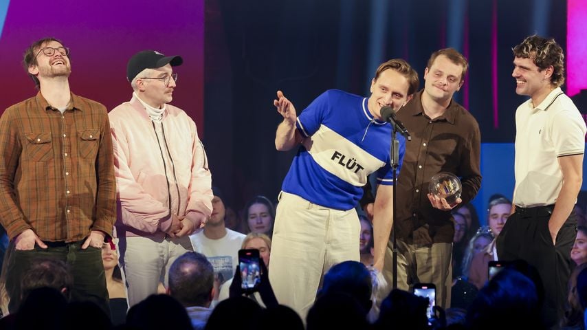 Kraftklub bei der 1LIVE Krone Verleihung 2023