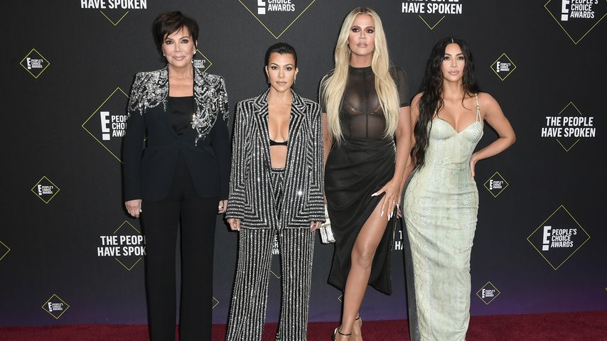 Kris Jenner, Kourtney, Khloé und Kim Kardashian bei den E! People's Choice Awards 2019
