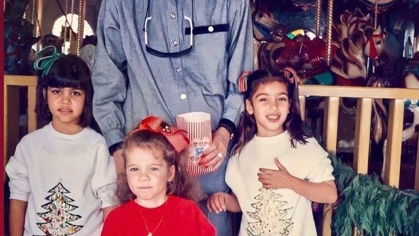 Auf Weihnachtsbild: Fans glauben, Khloé K. hat anderen Vater