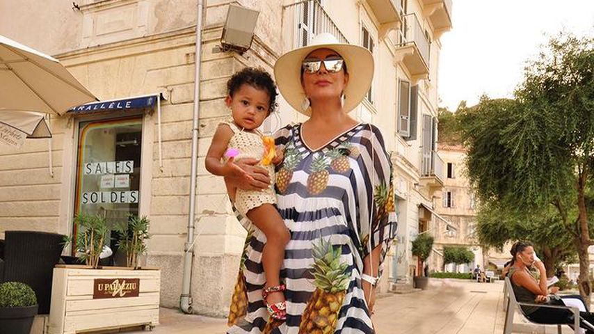 Kris Jenner mit Stormi Webster