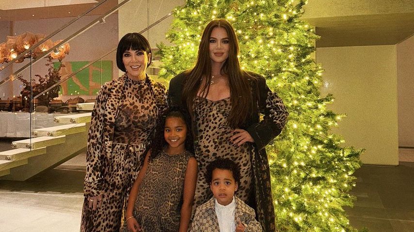 Kris Jenner, True Thompson, Khloé Kardashian und Tatum Thompson an Thanksgiving