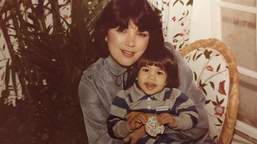 Kris Jenner und Kourtney Kardashian in jungen Jahre