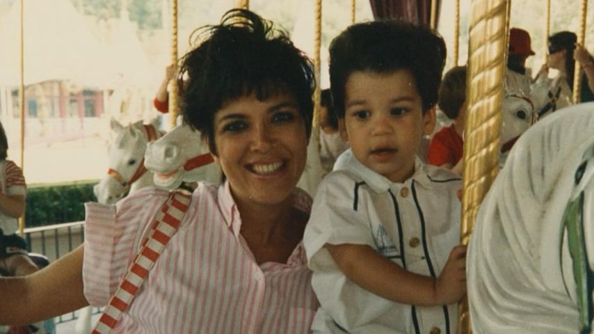 Kris Jenner mit ihrem Sohn Robert Kardashian als Kleinkind