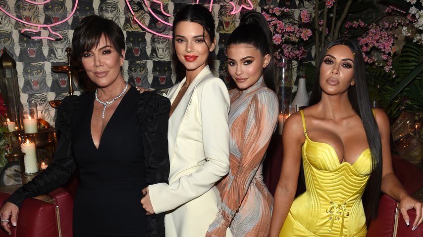 Kris, Kendall und Kylie Jenner mit Kim Kardashian
