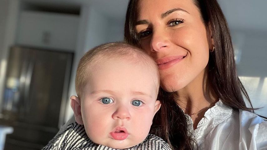 Kristen Hayes und ihr Sohn Mac im November 2021