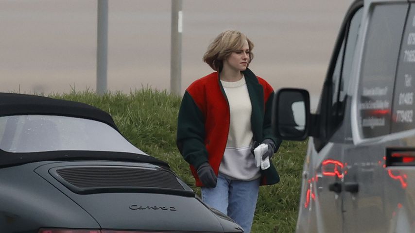 Kristen Stewart als Prinzessin Diana bei den Dreharbeiten des Films "Spencer" im März 2021