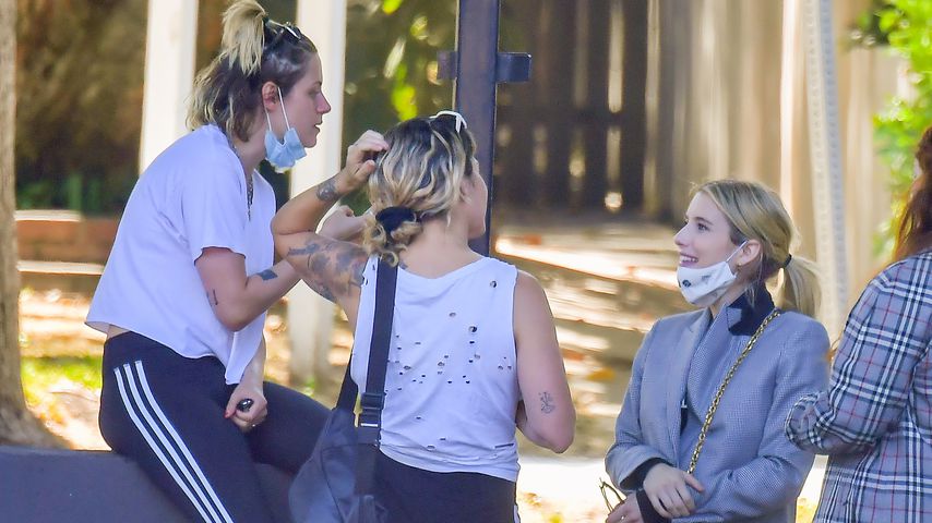 Kristen Stewart, Emma Roberts und zwei Freunde in Los Angeles