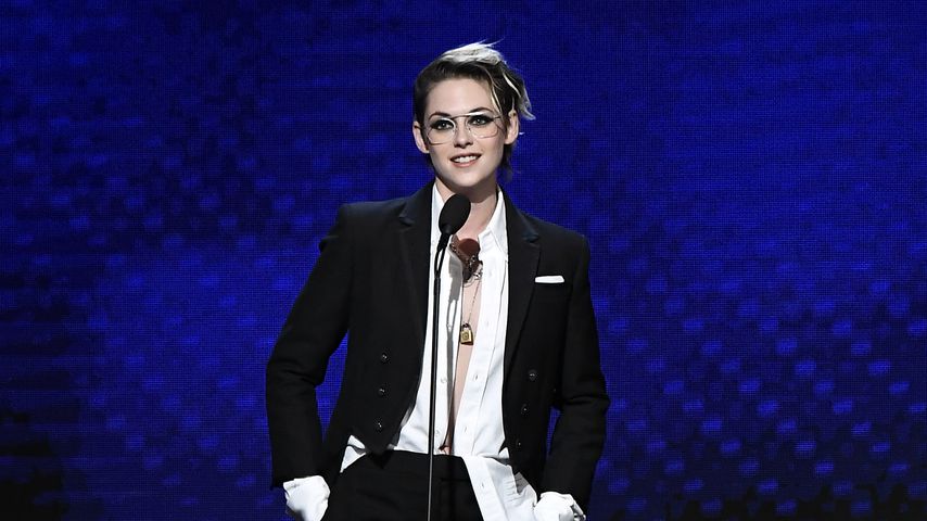 Maskuline Eleganz: Kristen Stewart überrascht bei Film-Gala