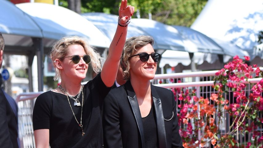 Öffentlich Hand in Hand: Kristen Stewart & Alicia