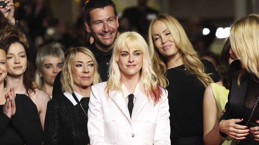 Kristen Stewart und der  "The Chronology of Water"-Cast in Cannes, 2025