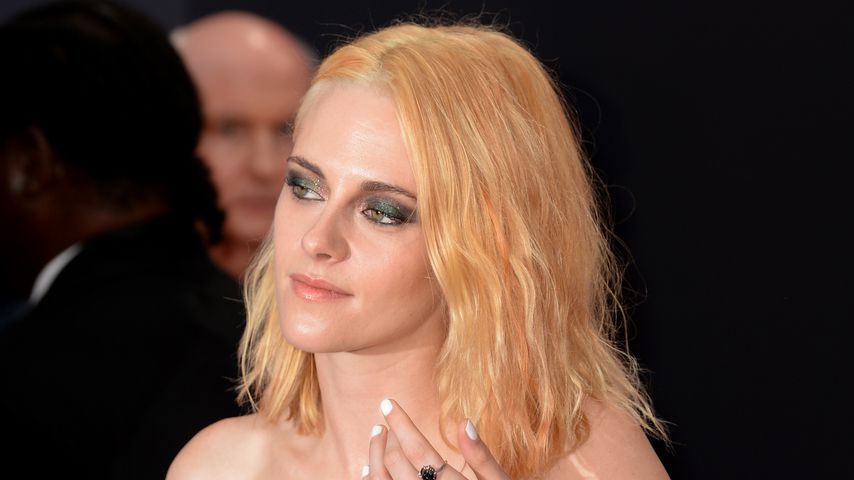 Kristen Stewart ist verlobt: Zeigt sie hier ihren Ring?