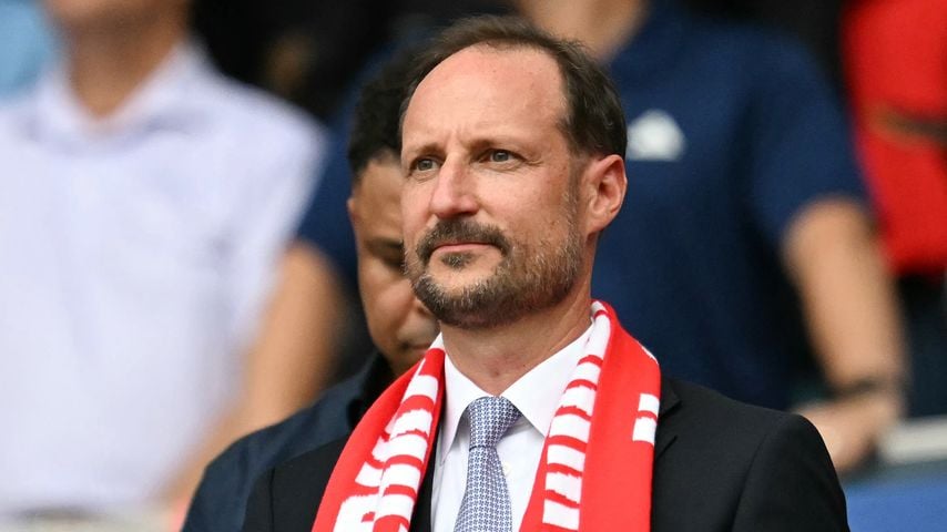 Kronprinz Haakon verfolgt Norwegen gegen England im WM-Viertelfinale 2026 in Miami Gardens