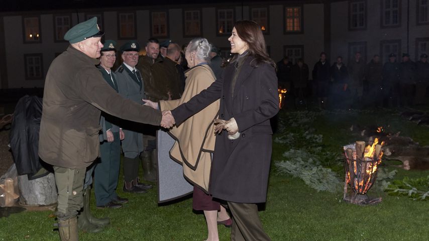 Kronprinzessin Mary und Königin Margrethe nach Kronprinz Frederiks Jagd, November 2019
