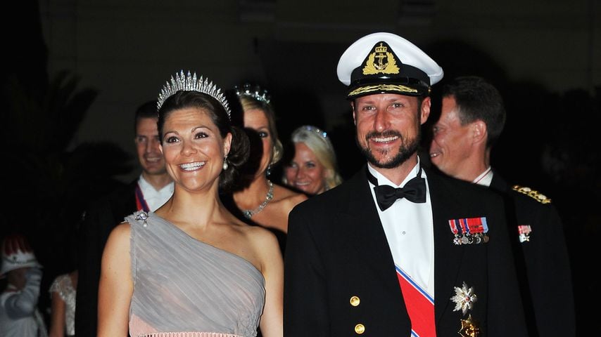 Kronprinzessin Victoria von Schweden und Kronprinz Haakon von Norwegen im Juli 2011