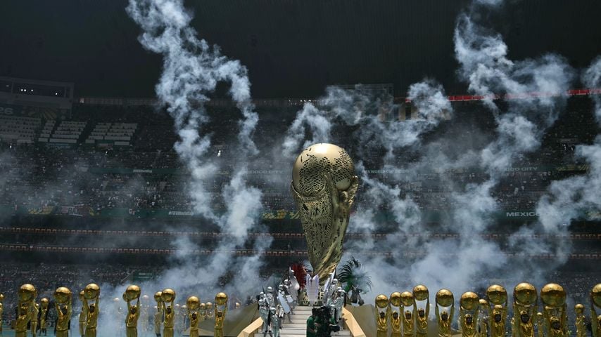 TV-Panne? Fans bekommen Werbung statt WM-Eröffnung zu sehen