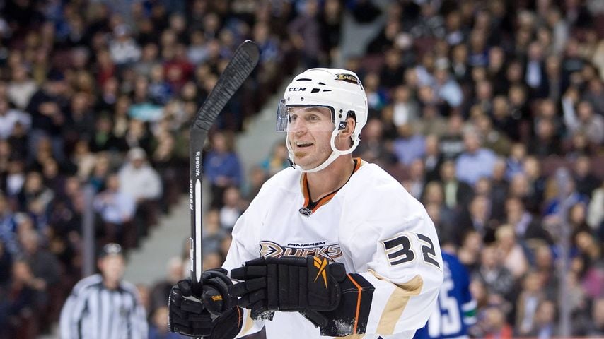 Kyle Calder im Spiel der Anaheim Ducks gegen die Vancouver Canucks, Vancouver 2009