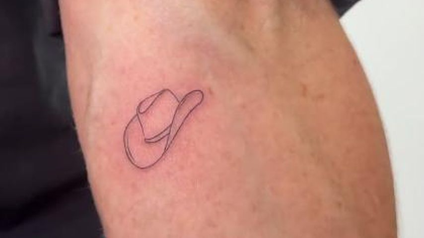 Kyle Richards' neues Cowboyhut-Tattoo
