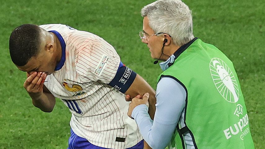 Kylian Mbappé, Fußballprofi