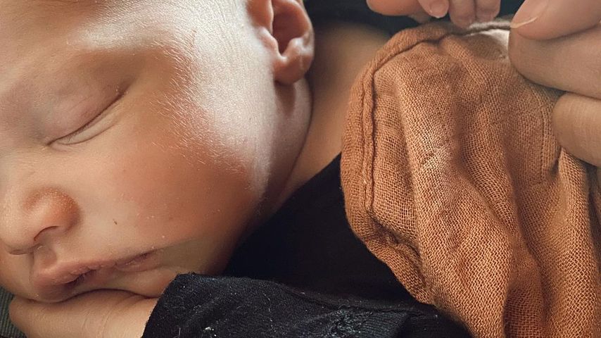 Rumi Walker, der Sohn von Kylie Bunbury und Jon-Ryan Alan Riggins