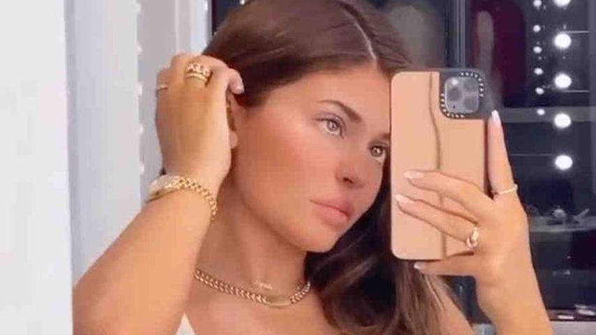 Kylie Jenner, Make-up-Mogulin