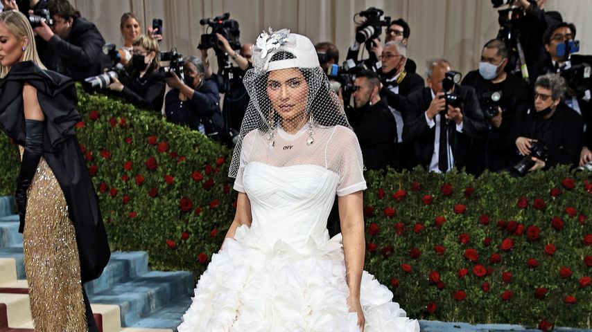 Met-Gala-Auftritt: Hochzeitsvorfreude bei Kylie Jenner?