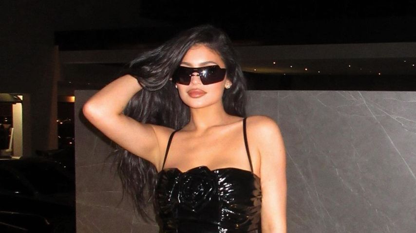 Sexy Lederlook: Kylie Jenner heizt ihren Fans mächtig ein!