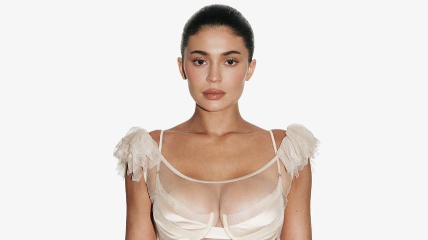 Kylie Jenner verdreht die Köpfe im transparenten Minikleid