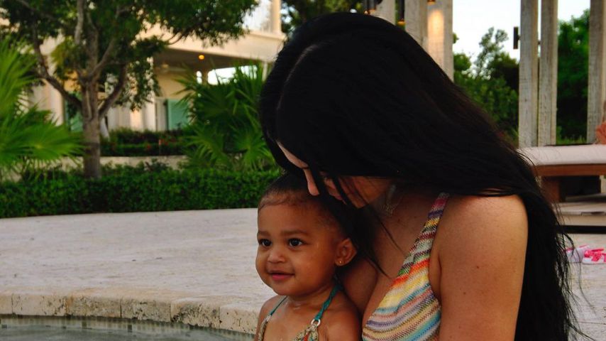 Kylie Jenner mit ihrer Tochter Stormi