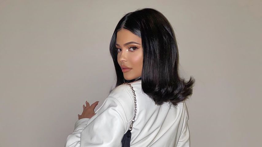 Ganz in Weiß: Kylie Jenner präsentiert ihre heiße Kehrseite!