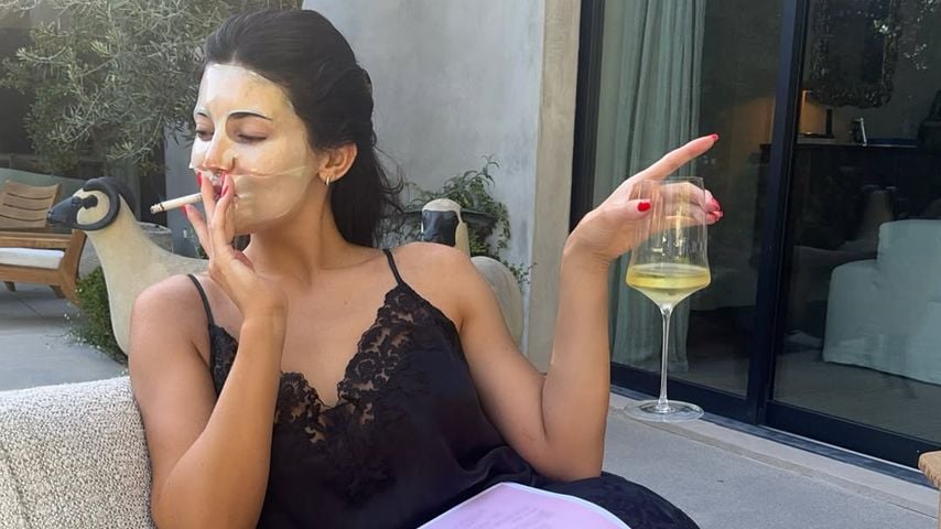 Zigarette und Wein: Fans finden Kylie Jenner "nicht cool"