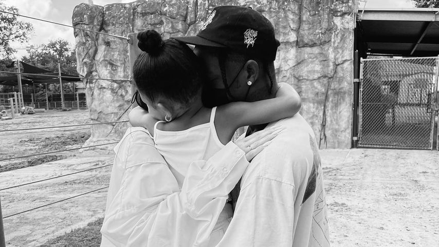 Kylie Jenner, Travis Scott mit ihrer Tochter Stormi Webster