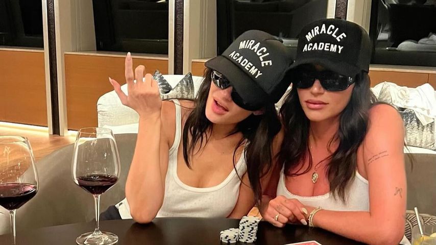 Kylie Jenner und Anastasia Karanikolaou im August 2024