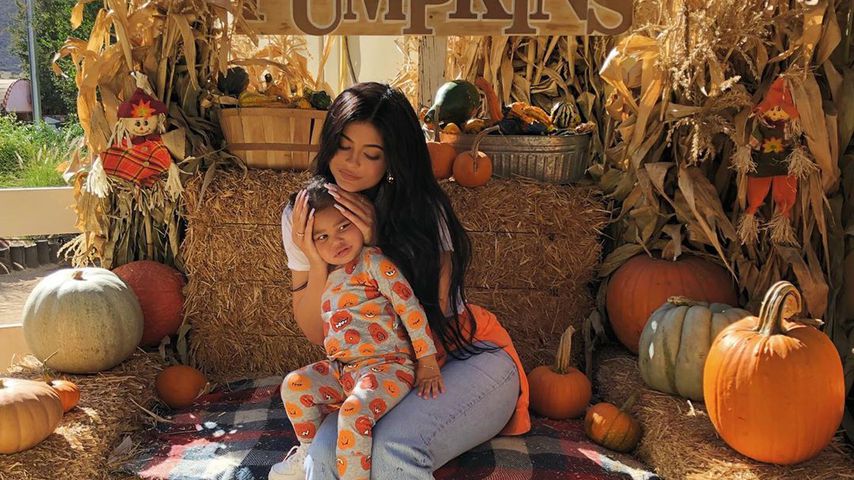 Ohne Travis: Kylie Jenner und Stormi im Kürbis-Paradies