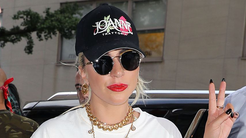 Frisch verliebt? Lady Gaga knutscht ihren Toningenieur