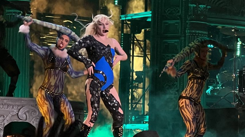 Besucherrekord: Lady Gaga performt vor zwei Millionen Fans