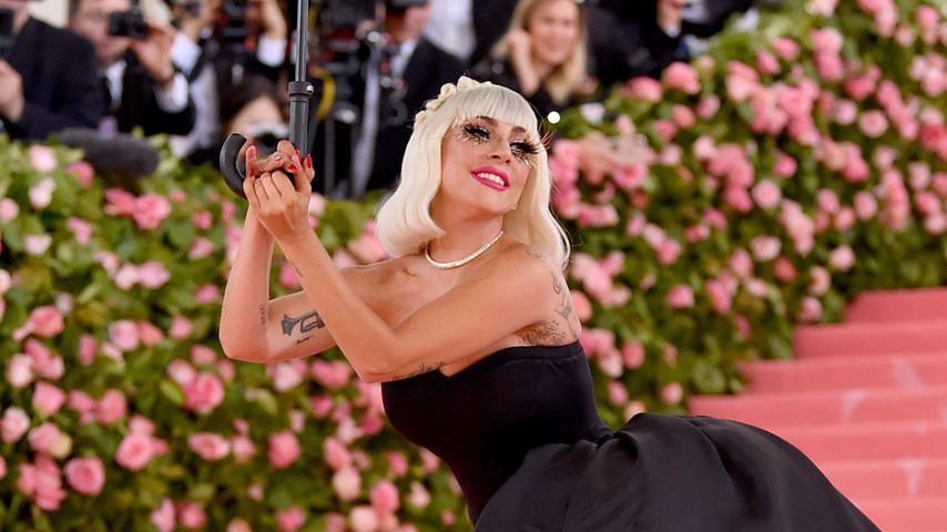 Kein Schönheitsideal: Lady Gaga schwimmt gern gegen Strom!