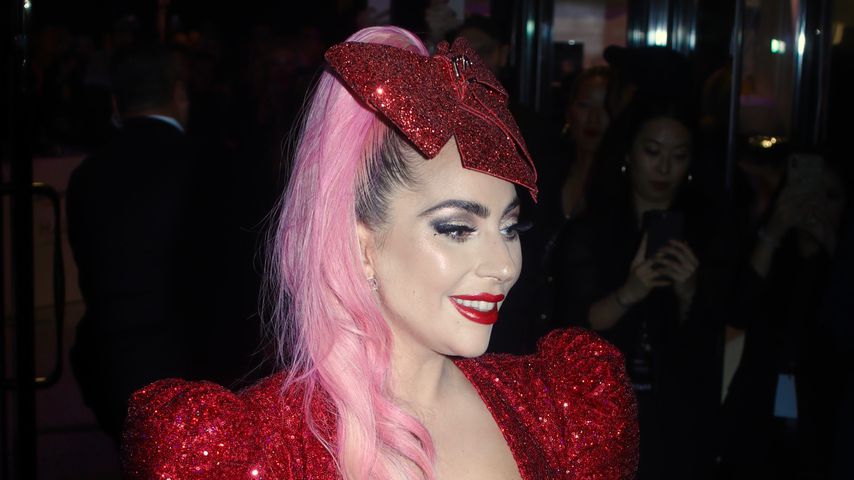Lady Gaga mit XXL-Nägeln in West Hollywood im Dezember 2019
