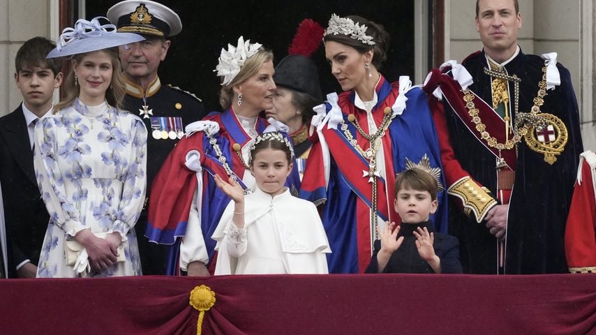 Lady Louise, Sophie Wessex, Prinzessin Kate, Prinz William, Prinzessin Charlotte und Prinz Louis