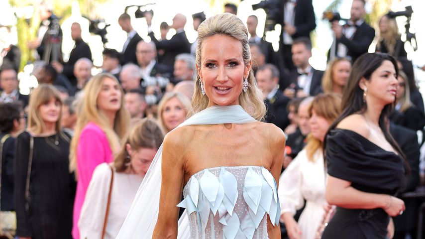 Lady Victoria Hervey strahlt in transparentem Look in Cannes
