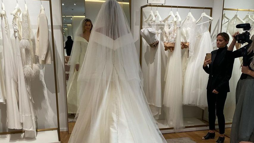 LaLa Kent im Hochzeitskleid, 2021