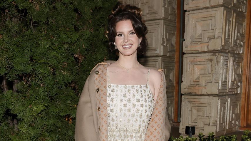 Zeit mit Freunden: Lana Del Rey happy in New York unterwegs!