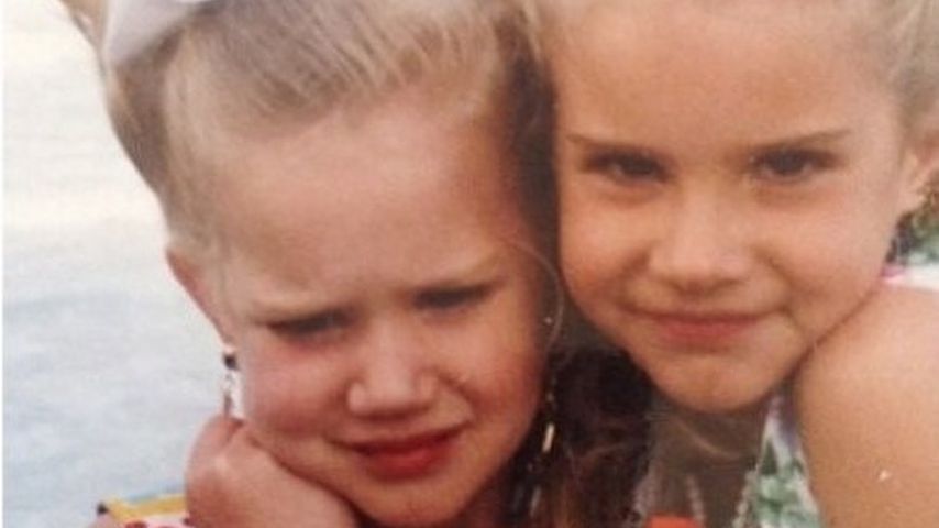 Lana Del Rey (rechts) mit ihrer Schwester Chuck Grant