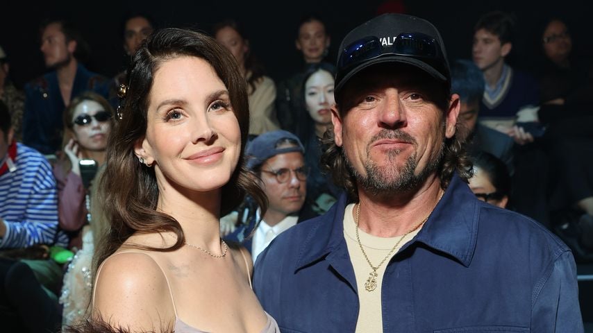 Lana Del Rey feiert seltenen Pärchenauftritt mit Mann Jeremy