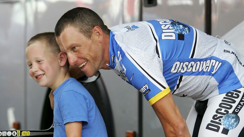 Lance Armstrong (rechts) und sein Sohn Luke 2005