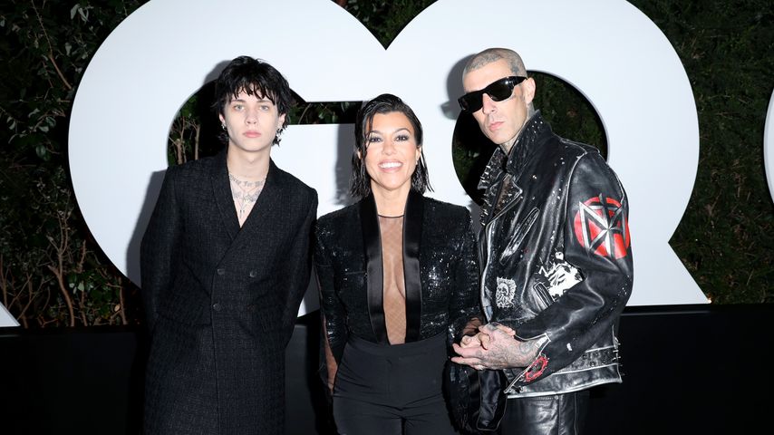 Landon Barker, Kourtney Kardashian und Tavis Barker (v.l.n.r.), 2022