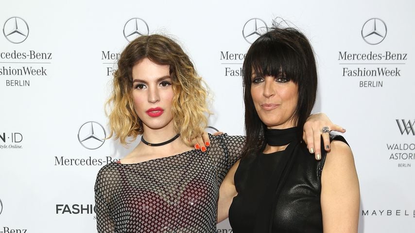 Larissa Kerner mit ihrer Mutter Nena, 2015