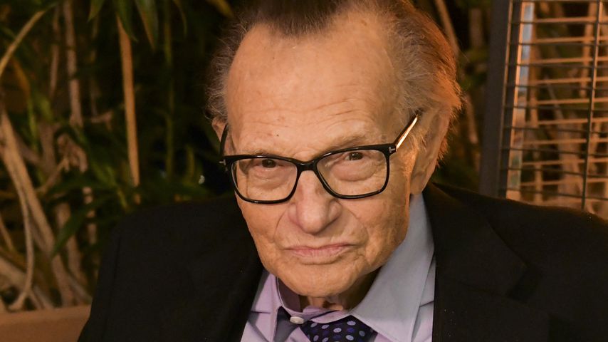 TV-Legende Larry King (87) mit Corona in Klinik eingeliefert
