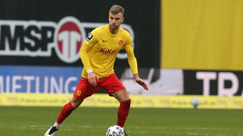 Lars Bünning im Spiel Hansa Rostock gegen SV Meppen im Ostseestadion, 3. Liga, 13. Dezember 2020