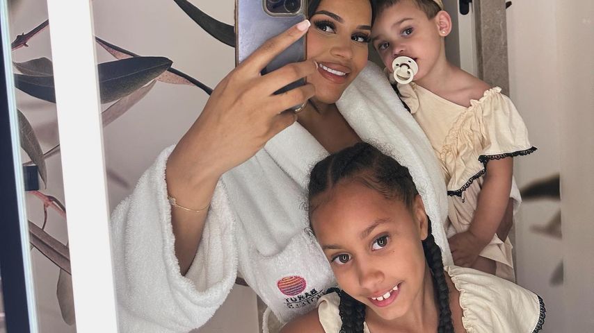 Lateysha Grace und ihre Töchter, November 2024